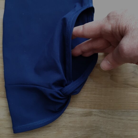 Fabletics Pure Luxe Leggings Pockets Open Twist Ankle Hem Blue Size Small - Picture 4 of 5